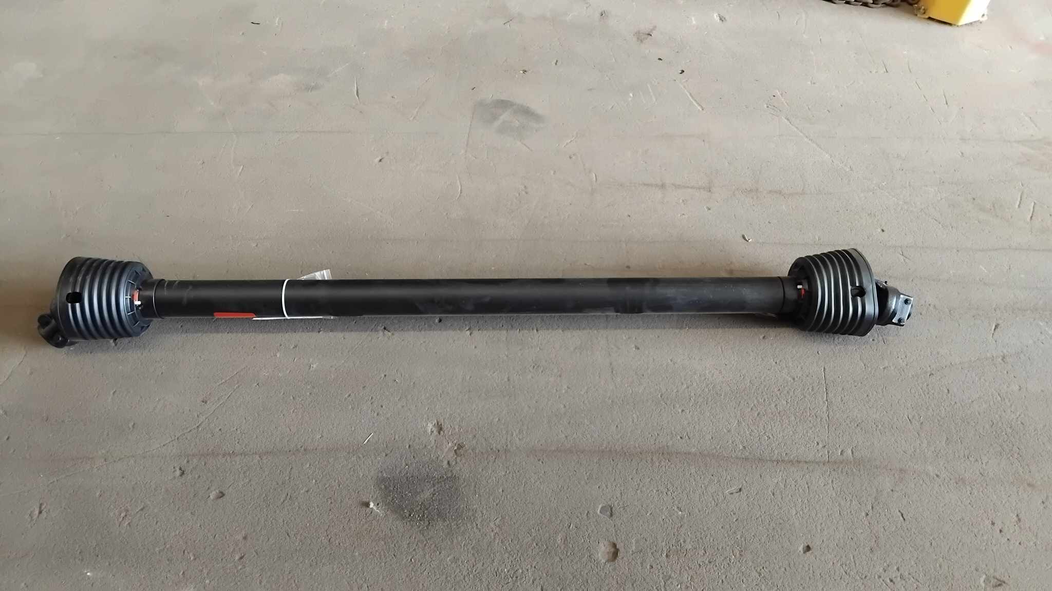 Kraftöverföringsaxel 1900mm - Brytbult