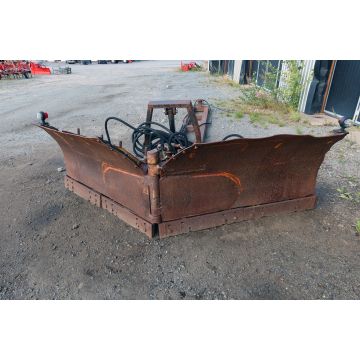 Vikplog med dragbom samt främre kolv, ej infästning maskin f-kant