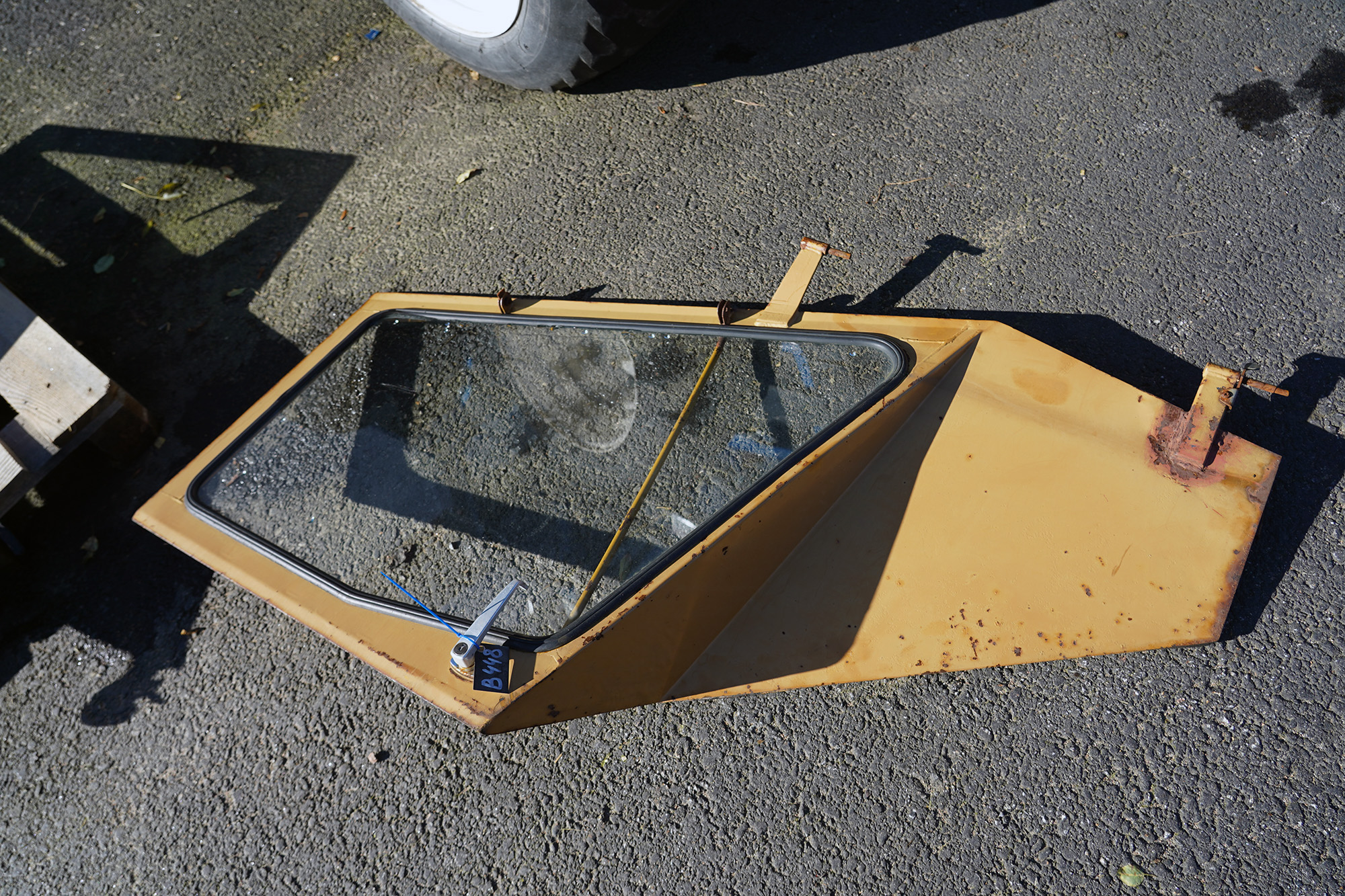 Reservdel dörr traktor 