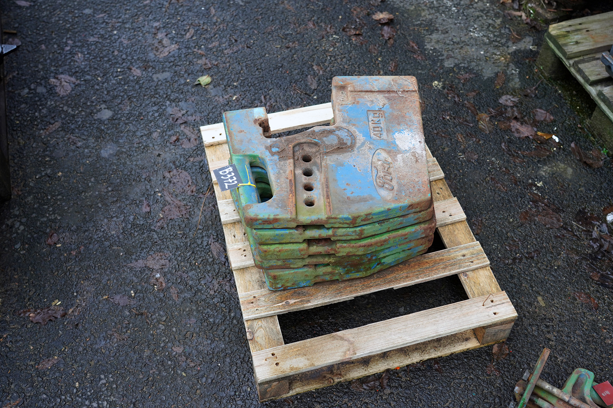 FRONTVIKT FORD 40 KG