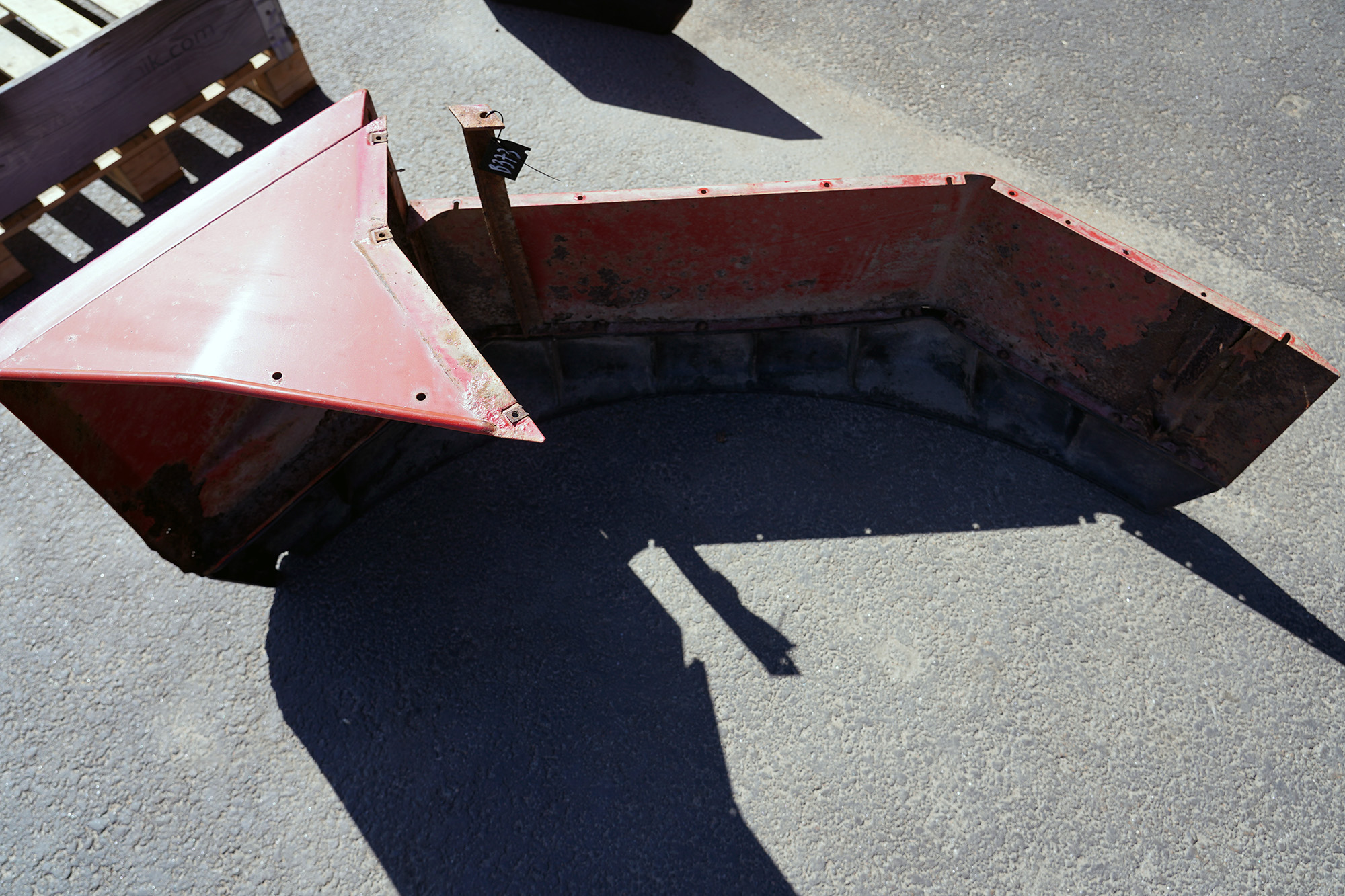 Bakskärm vänster till International 956XL