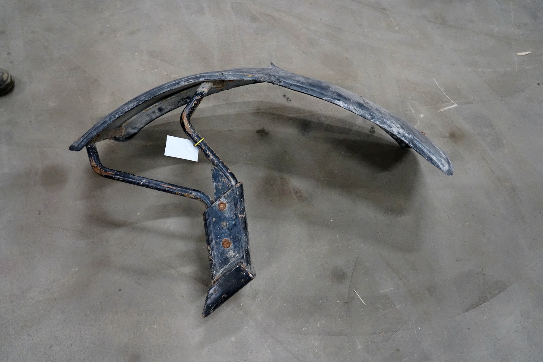 Stänkskydd höger fram