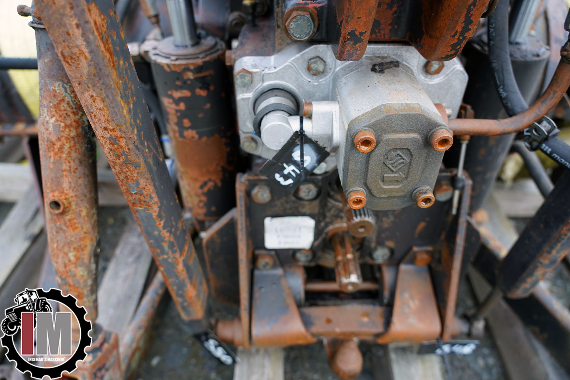 Hydraulpump helt ny använd 1h Valmet 805