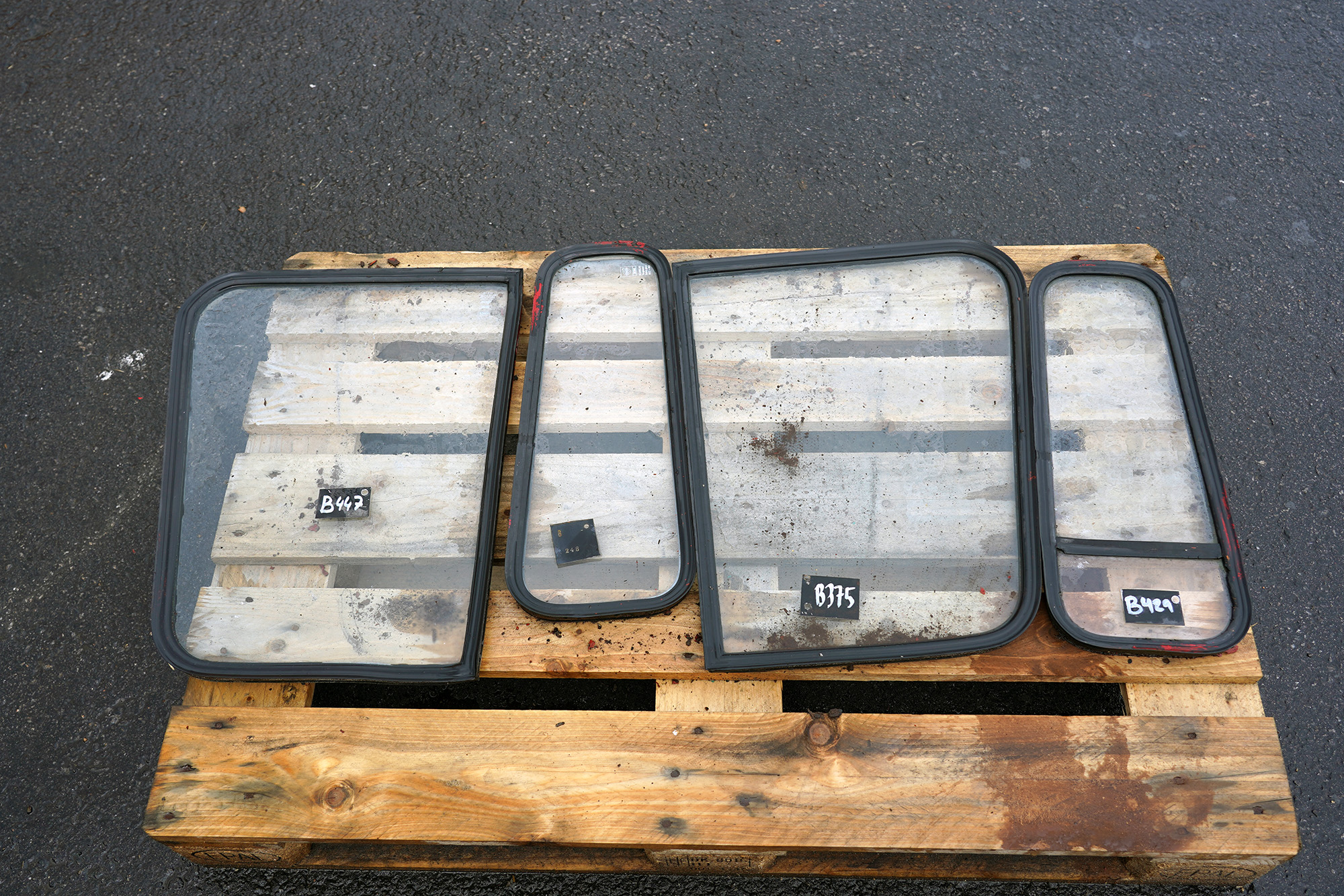 Sidoruta stor vänser Volvo 650