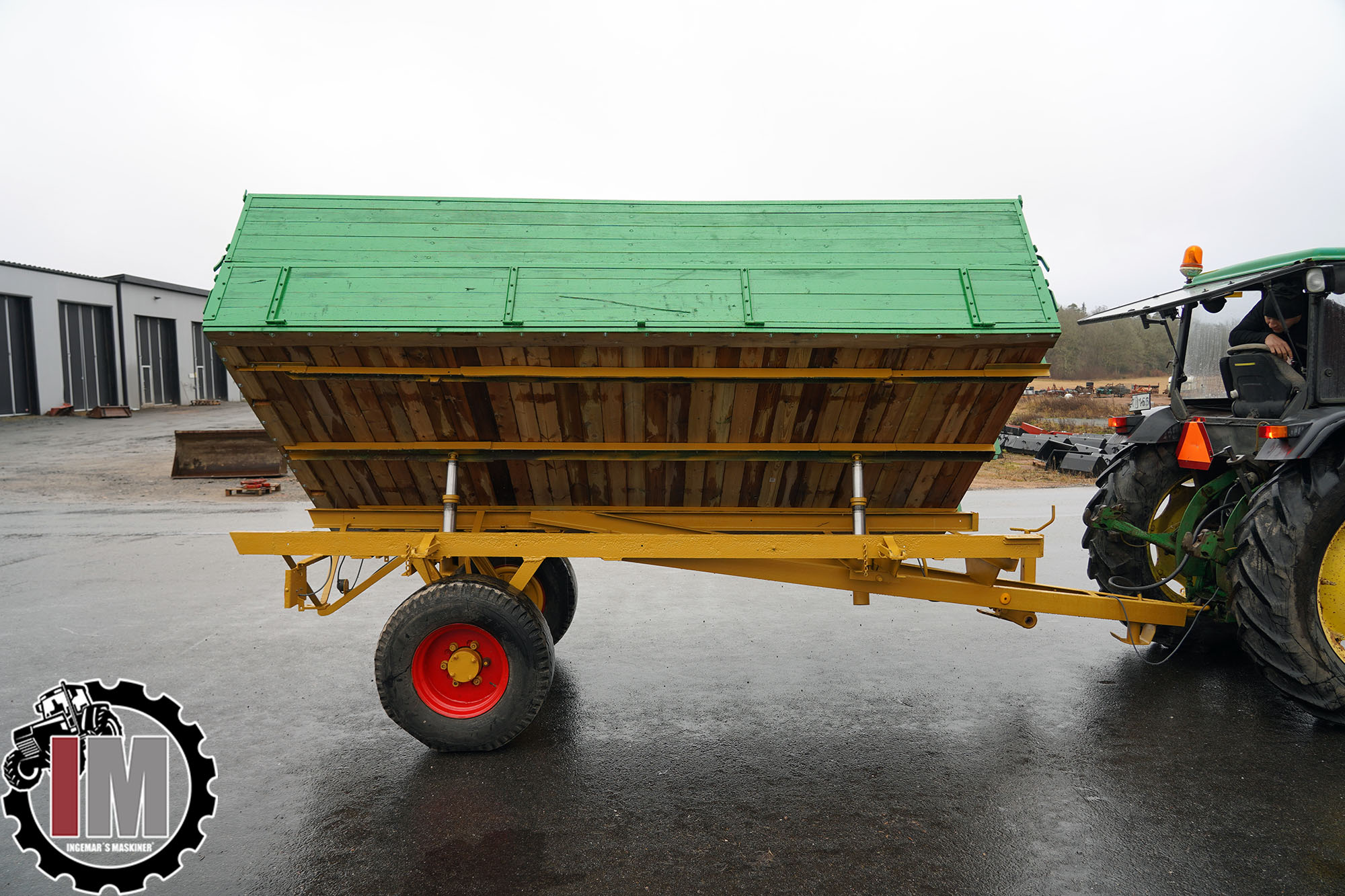 Spannmålsvagn med sidotipp