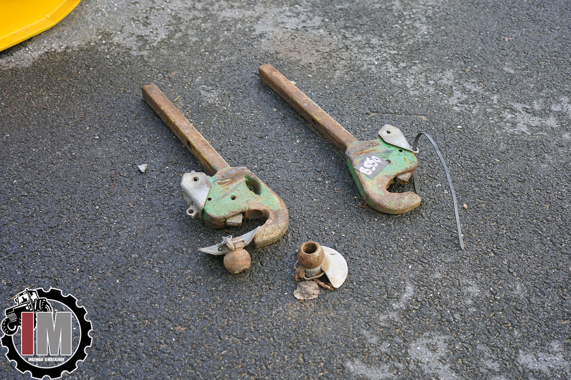 Hydraularmar lyftarmar JD 2040 pris/par