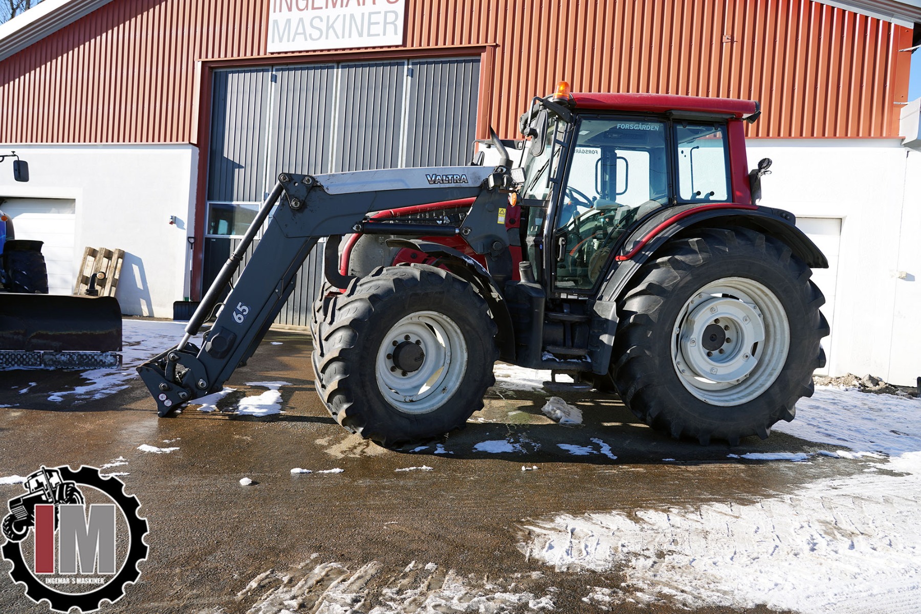Valtra N111e  OSA952