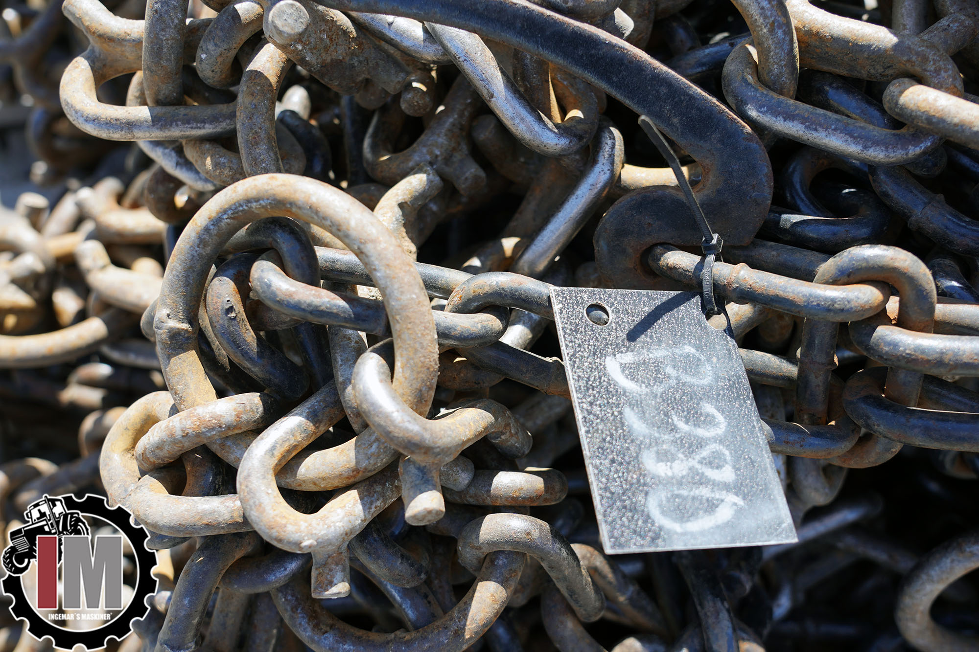 Snökedjor 13,6-38 broddade 8mm nyskick Pris/par