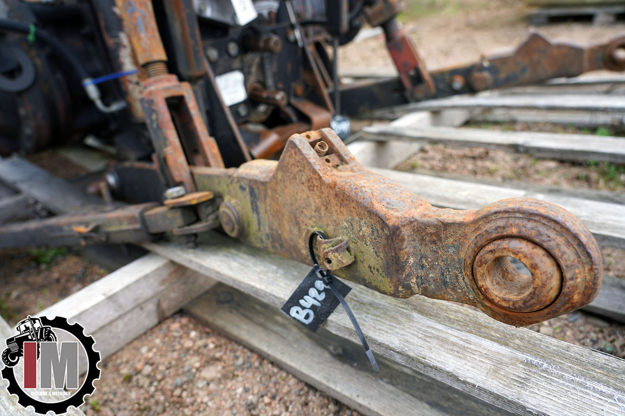 Lyftarm dragarm VÄ Valmet 805