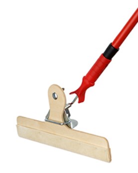 Ledbart fäste för golvverktyg