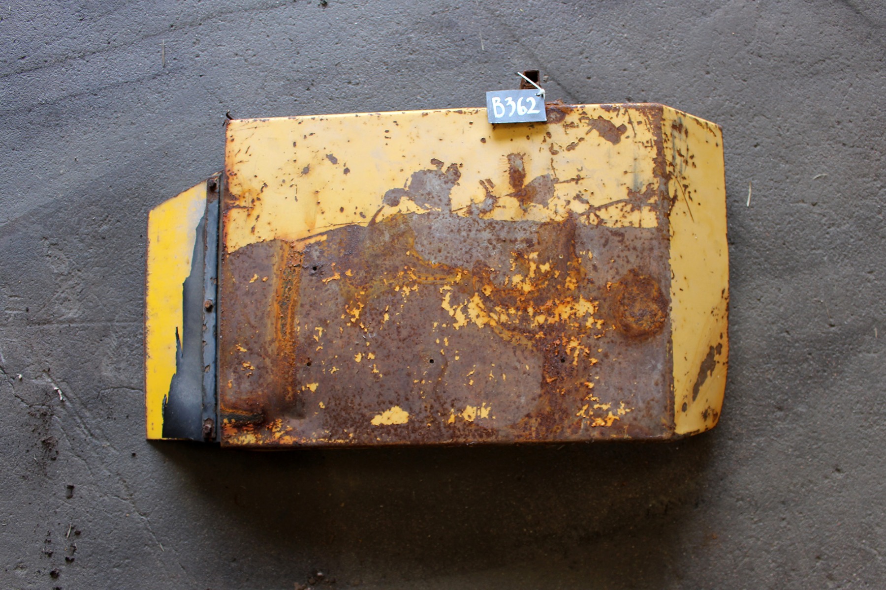 Stänkskyddsplåt för hjul vänsterLundberg 341 S